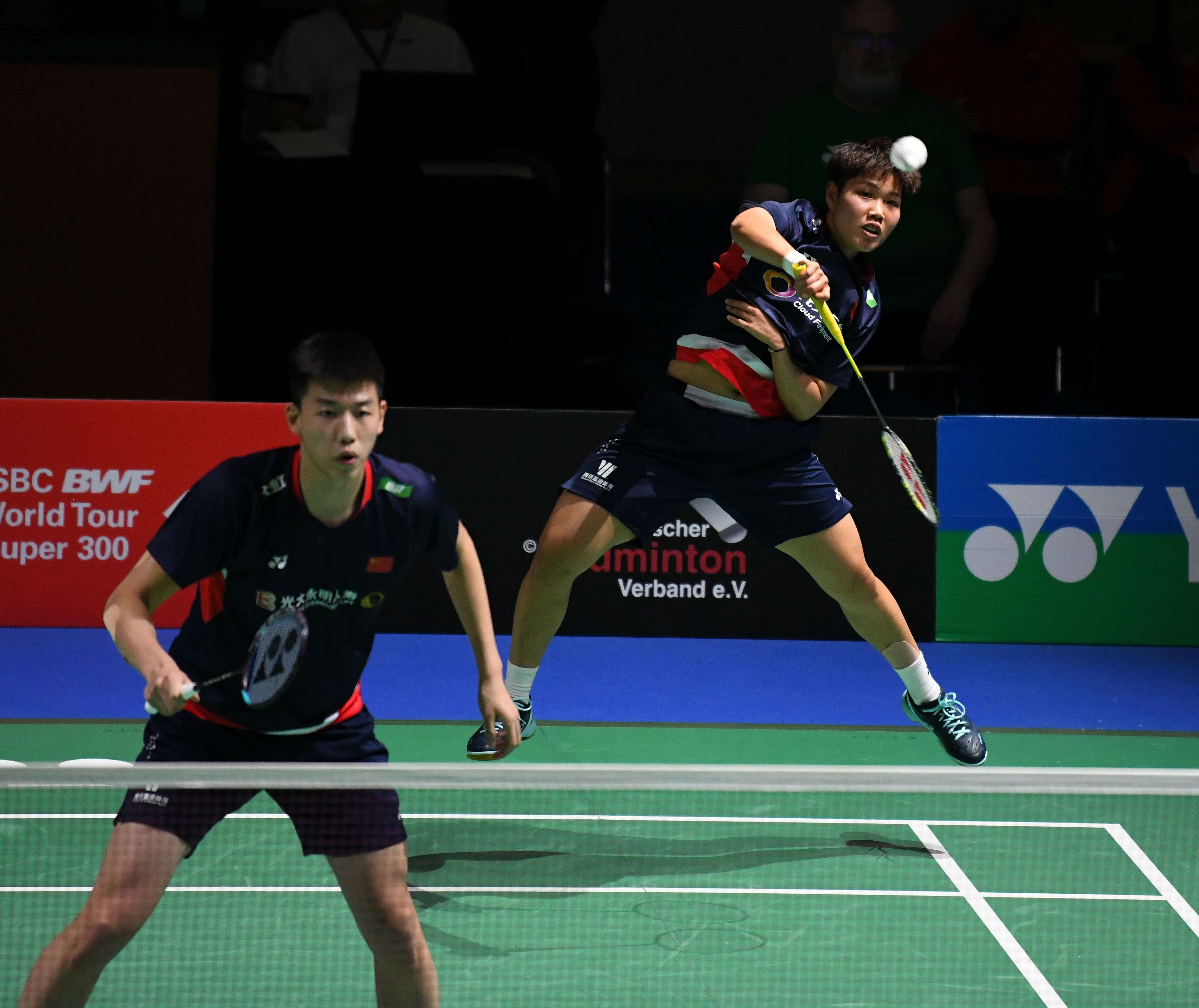 经历管理层 经历管理层