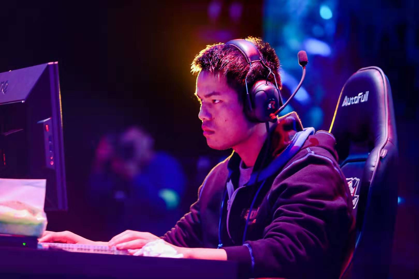 这场发生在 这场发生在